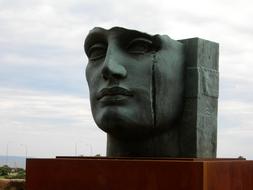 Monument Head stone