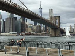 Brooklyn Bridge people