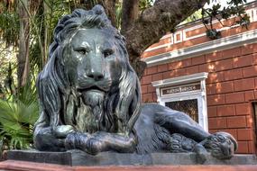 Argentina Lezama statue