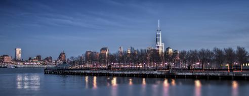 City Manhattan Skyline and river