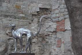 famous cat as a sculpture in barcelona