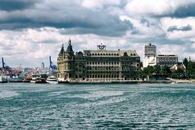 Haydarpasa Hotel and Train Station near Sea