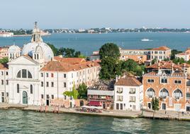 mediterranean architecture in venice