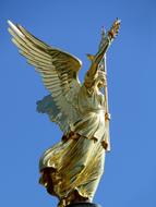 gold angel Statue Berlin
