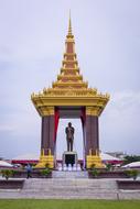 Statue Of King gold