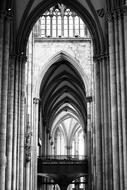 monochrome photo of Cologne Dom