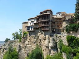 Basin Hanging Houses