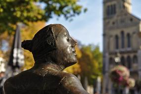 Sculpture Roermond Bronze face
