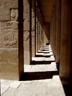 Columnar Ruin Stone light shadow