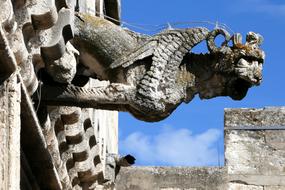 Gargoyle statue