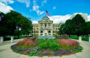 square in front of the courthouse in Toledo