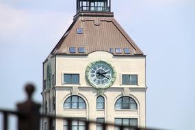 Brooklyn Bridge tower clock