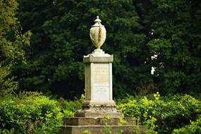 Vase Sculpture Monument