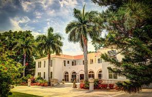 landscape of Shangri-La South Florida Hotel