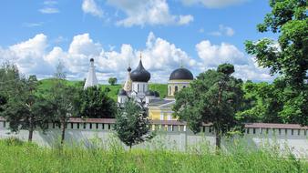 monastery architecture in russia