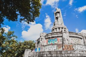 bismarck monument in hamburg