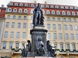 Monument friedrich august ii of saxony