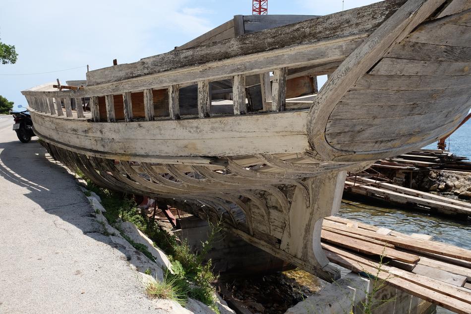 ravishing Boat Skeleton Water