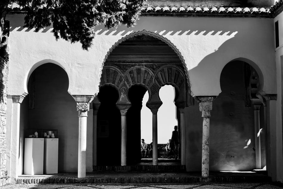 absolutely beautiful Arabic Arches