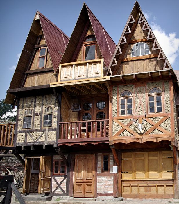 Cottages Pointed Roofs