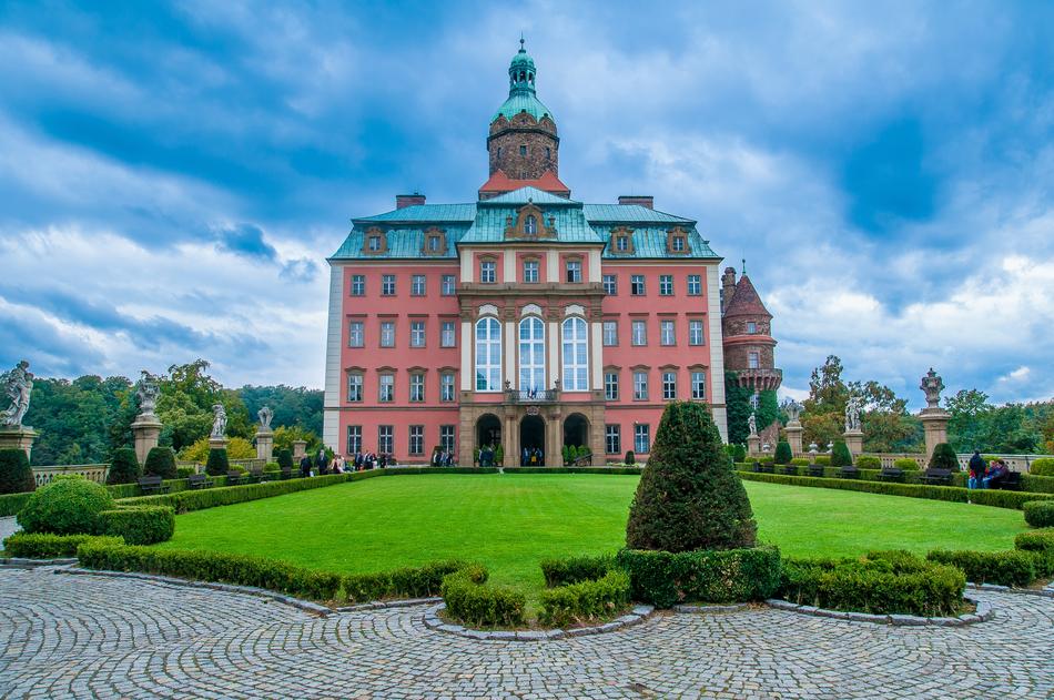 absolutely beautiful Palace Castle