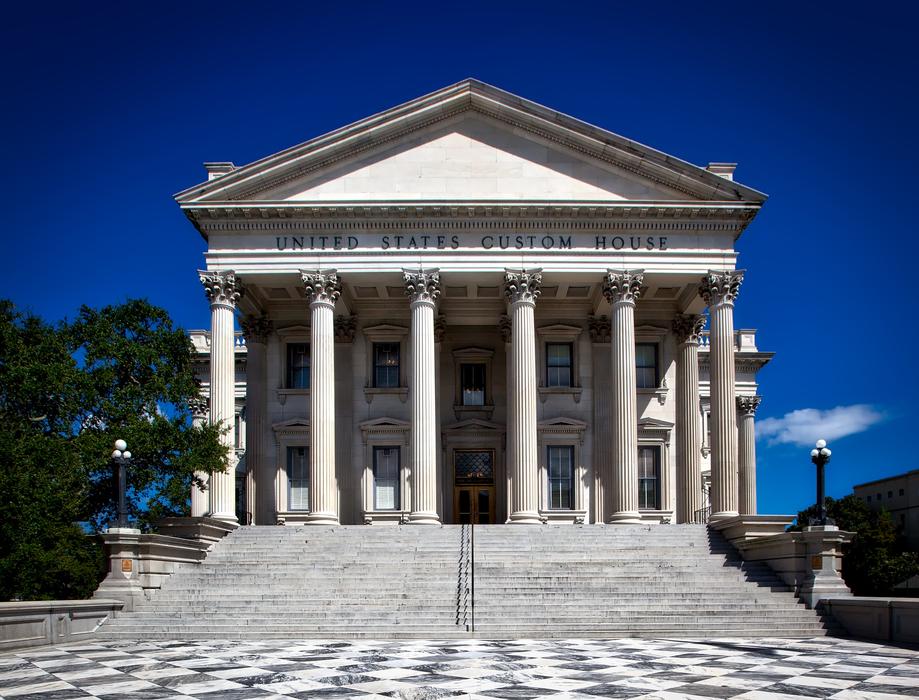 architecture with columns in charleston