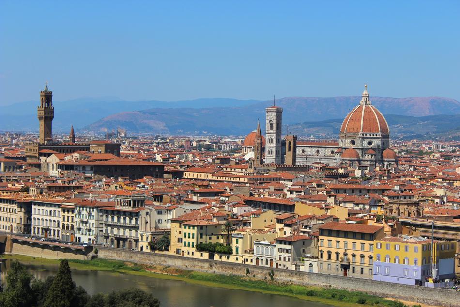 Tuscany city and river