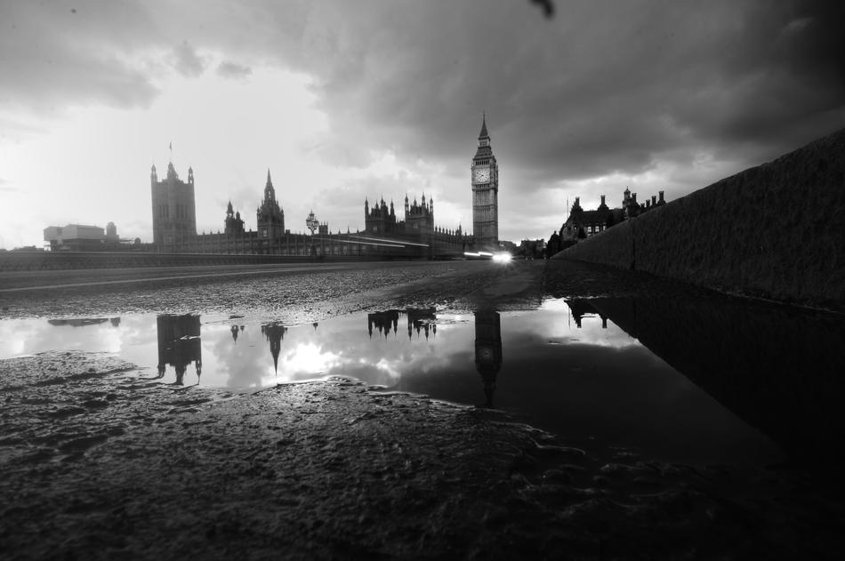 Bigben London black and white