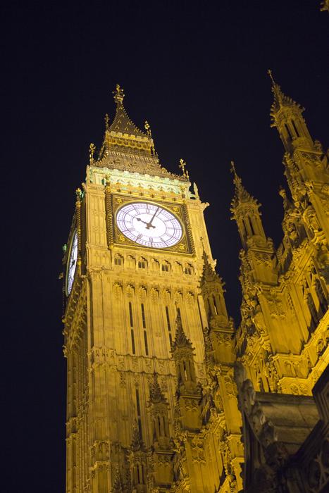 Elizabeth Tower at night in London