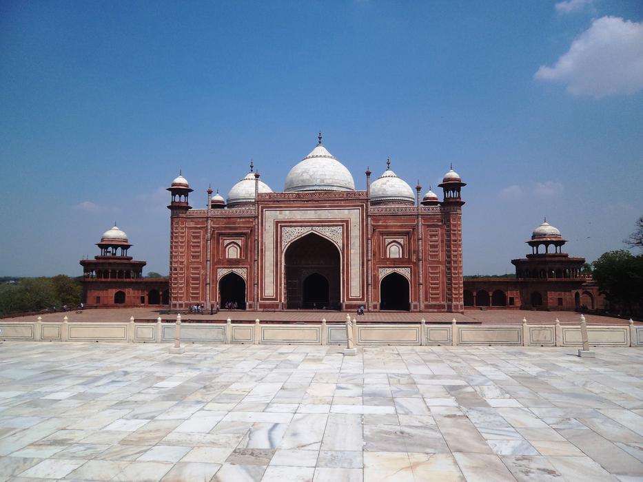 square in front of the historic architecture of Agra