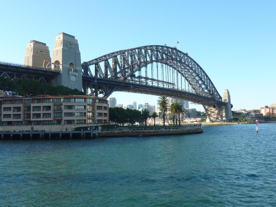cityscape of Sydney Bridge Water