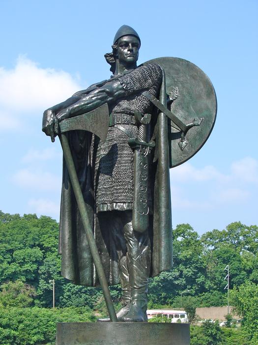 Iceland Thorfinn Karlsefni Hero statue