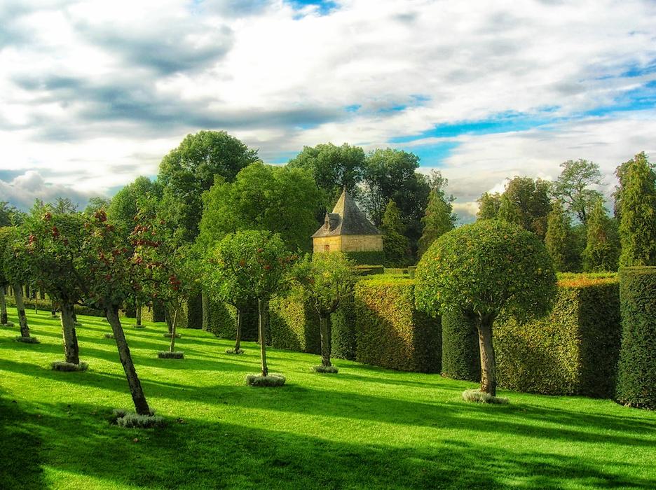 The Gardens of Eyrignac Manor in Dordogne, France