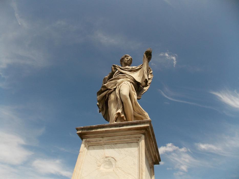 statue of an angel in rome