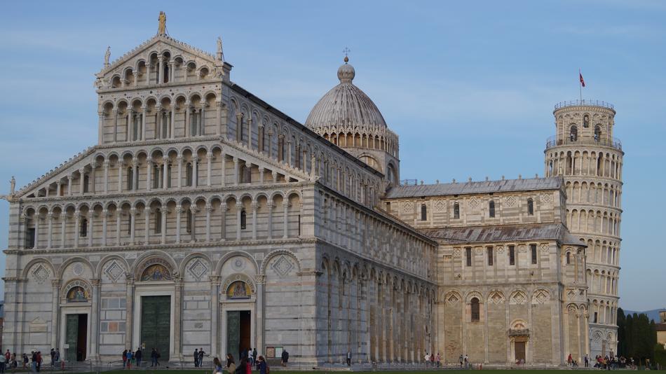 Pisa Leaning Tower in Italy europe