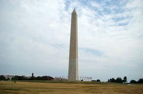 Monument Washington Building