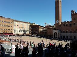 Hers Italy Market Place