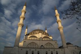 amazing Cami Minaret