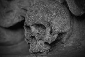 Skull And Crossbones stone