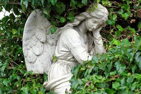 angel in the graveyard in the green thickets