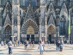 people looking at peterâs portal of Cathedral, germany, cologne