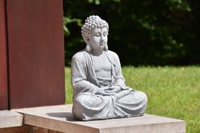 splendid Buddha Sitting Statue