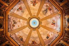 Dom Church roof