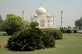 white Taj-Mahal Temple