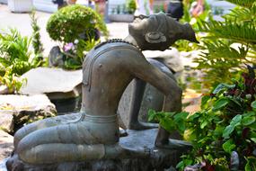 Worship Garden Statue