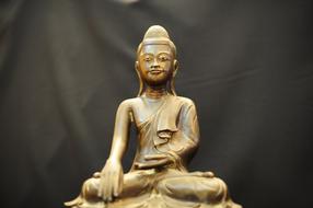 incredibly beautiful Buddha gold Statue