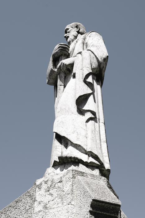 Statue Monument Sculpture