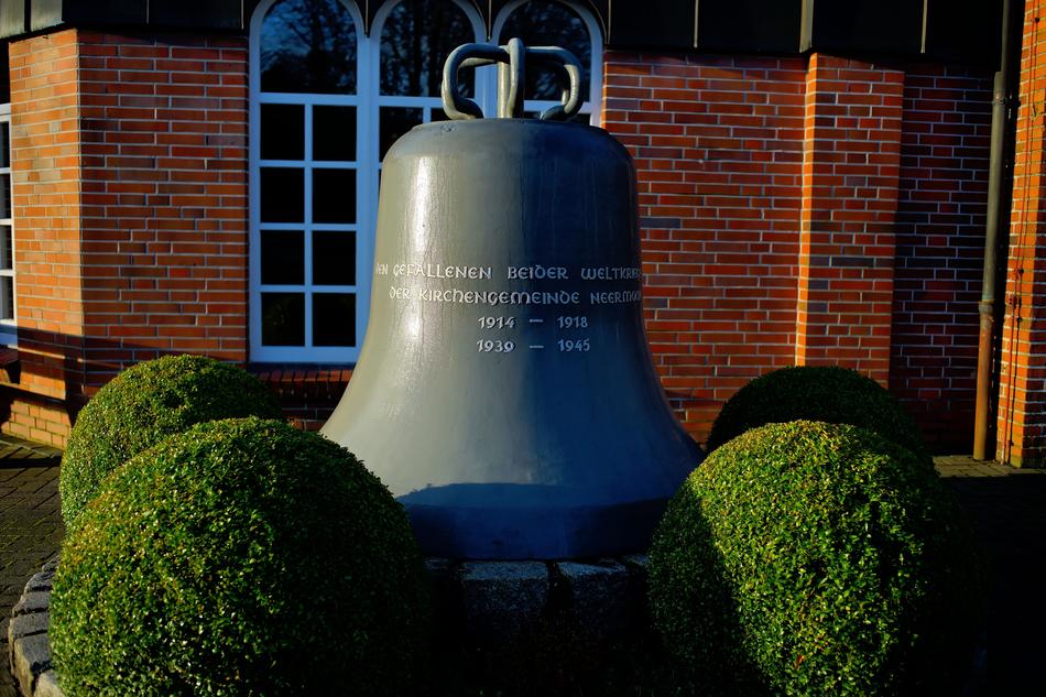 Church Kirchturmglocke Commemorate