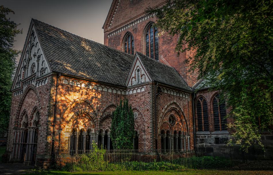 gotic Church Building