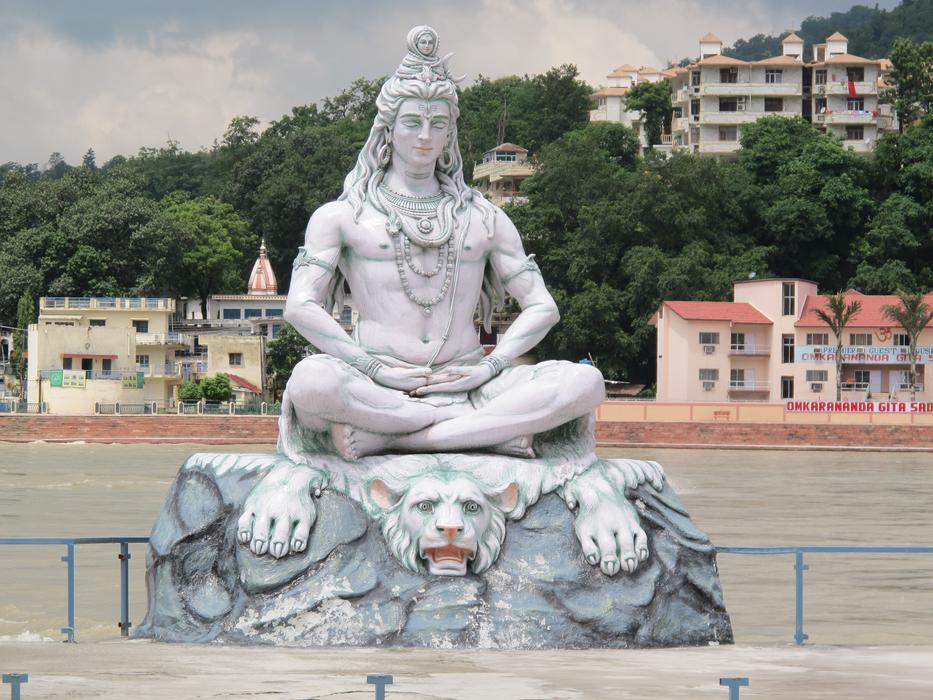 India Rishikesh Ganges statue